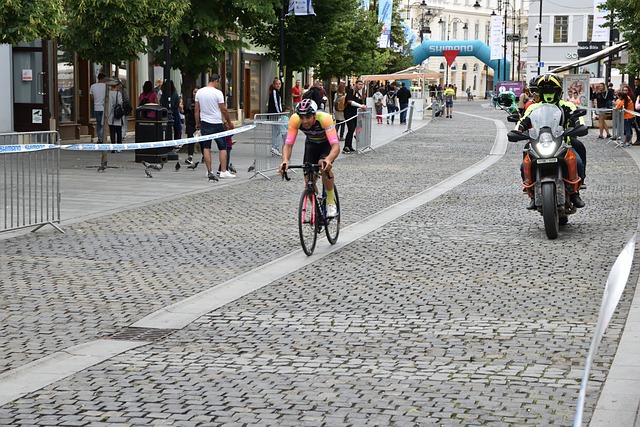 他在比赛中 他在比赛中